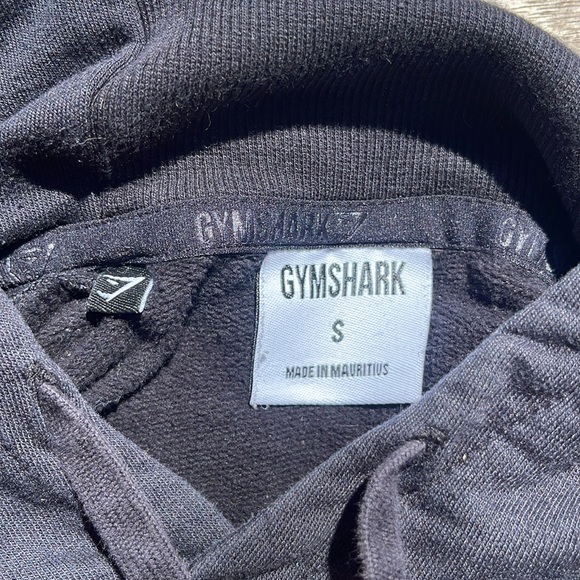Gymshark - Black Cropped Hoodie - Size Small - Picture 6 of 7